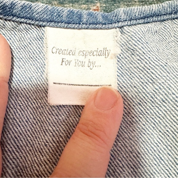 Y2K Denim vest with white embroidered accents one size - Picture 4 of 13